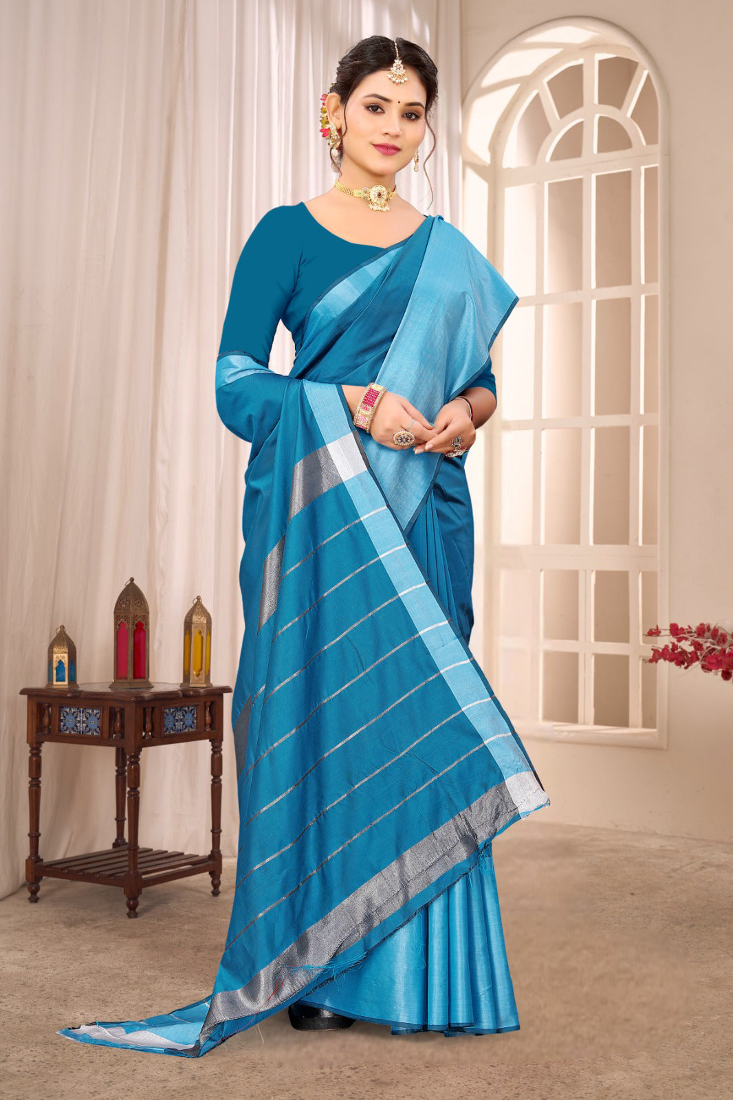 Soft Fabric Saree with Zari Pallu