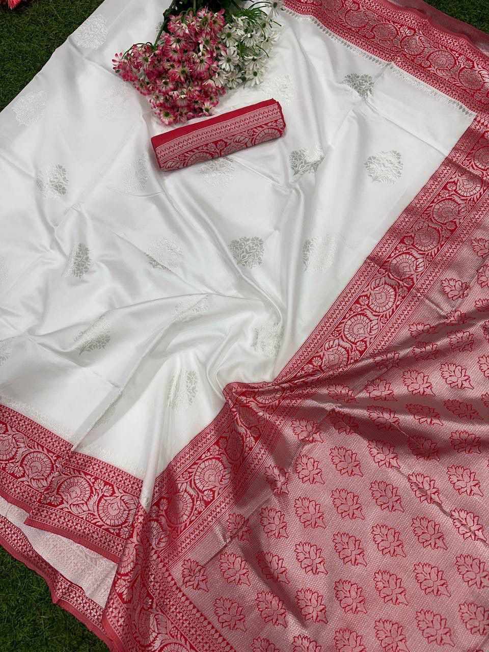 Traditional Motif Zari Work Silk Saree
